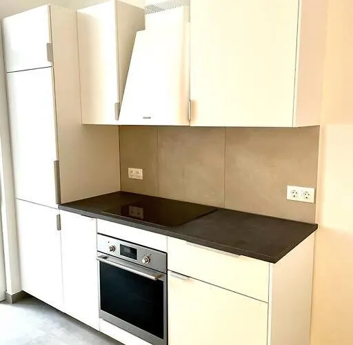 Brand New & Spacious In The Centre Appartement *