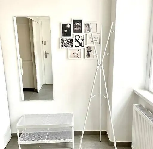 Brand New & Spacious In The Centre Appartement Wenen